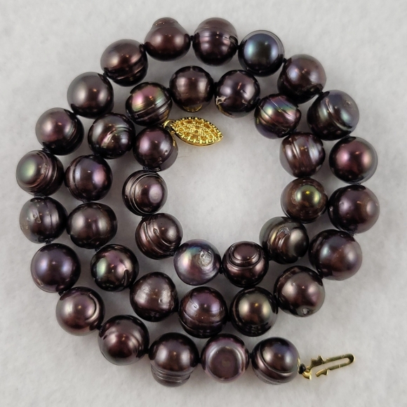 REAL 10-11mm Bordeaux Black Pearl Necklace - Picture 4 of 11